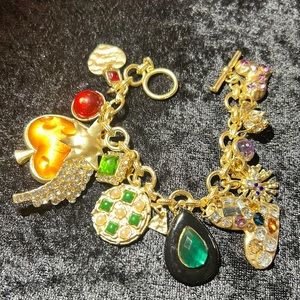 A NEW Stylish charm bracelet...